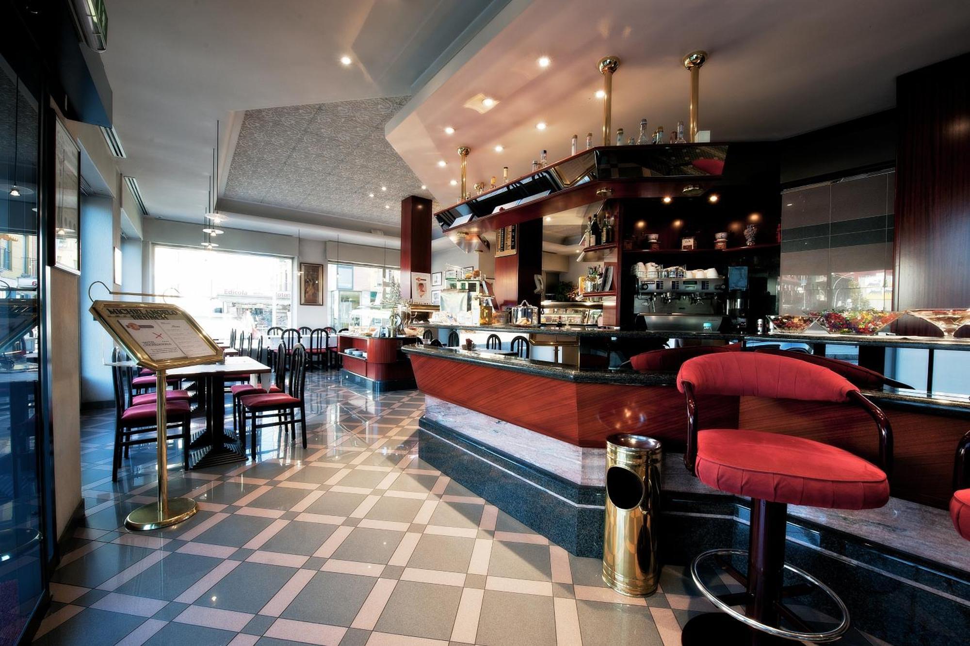 Hotel Michelangelo Biella Bagian luar foto