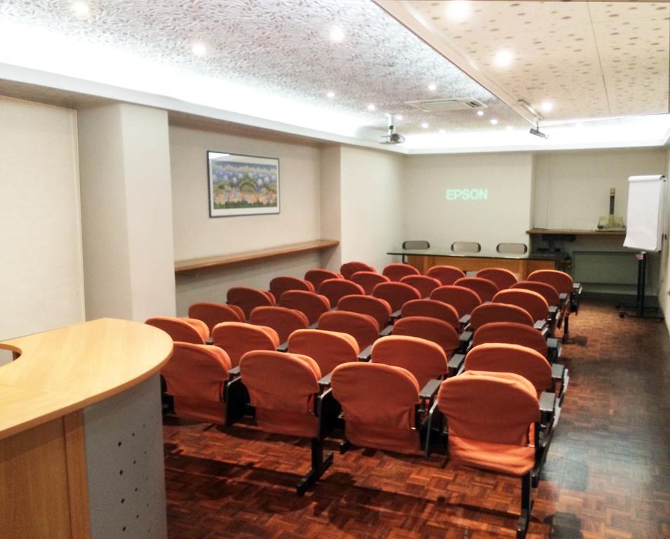 Hotel Michelangelo Biella Bagian luar foto