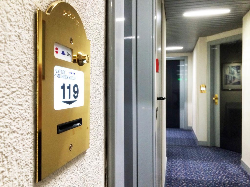 Hotel Michelangelo Biella Bagian luar foto